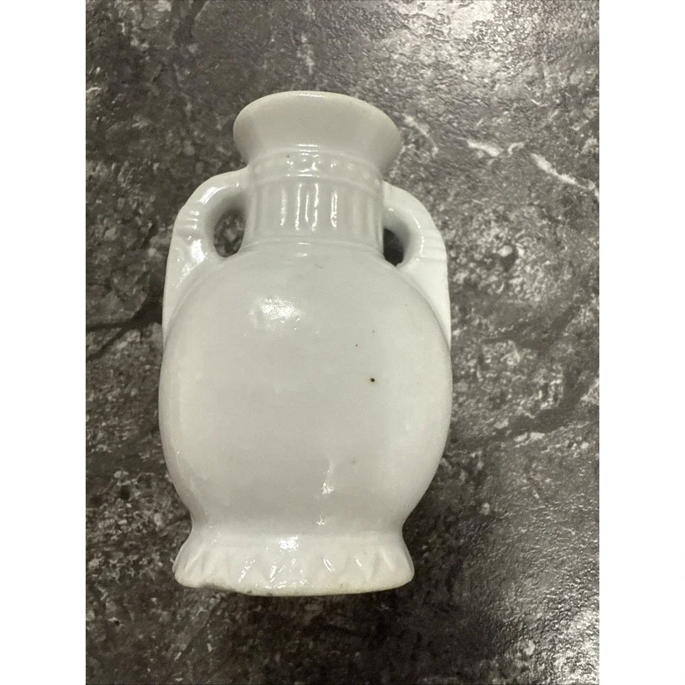Vintage Occupied Japan Miniature Vase White Gold Trim Rose Flower‎ 2 3/4